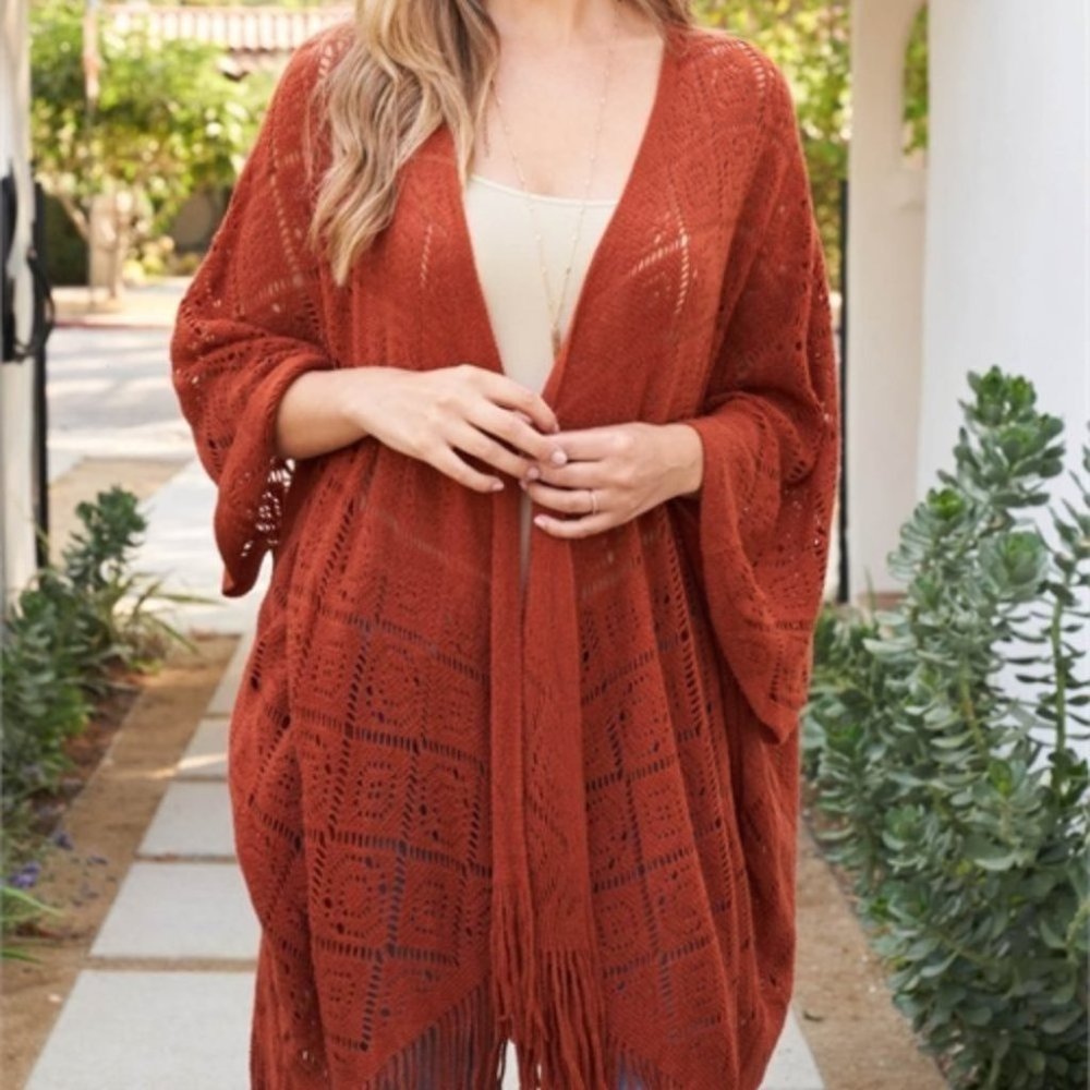 CROCHET DIAMOND PATTERN FRINGE RUANA KIMONO - Picture 2 of 7